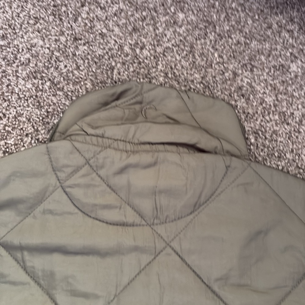 ZYIA Green Quilted Puffer Vest - Picture 4 of 4